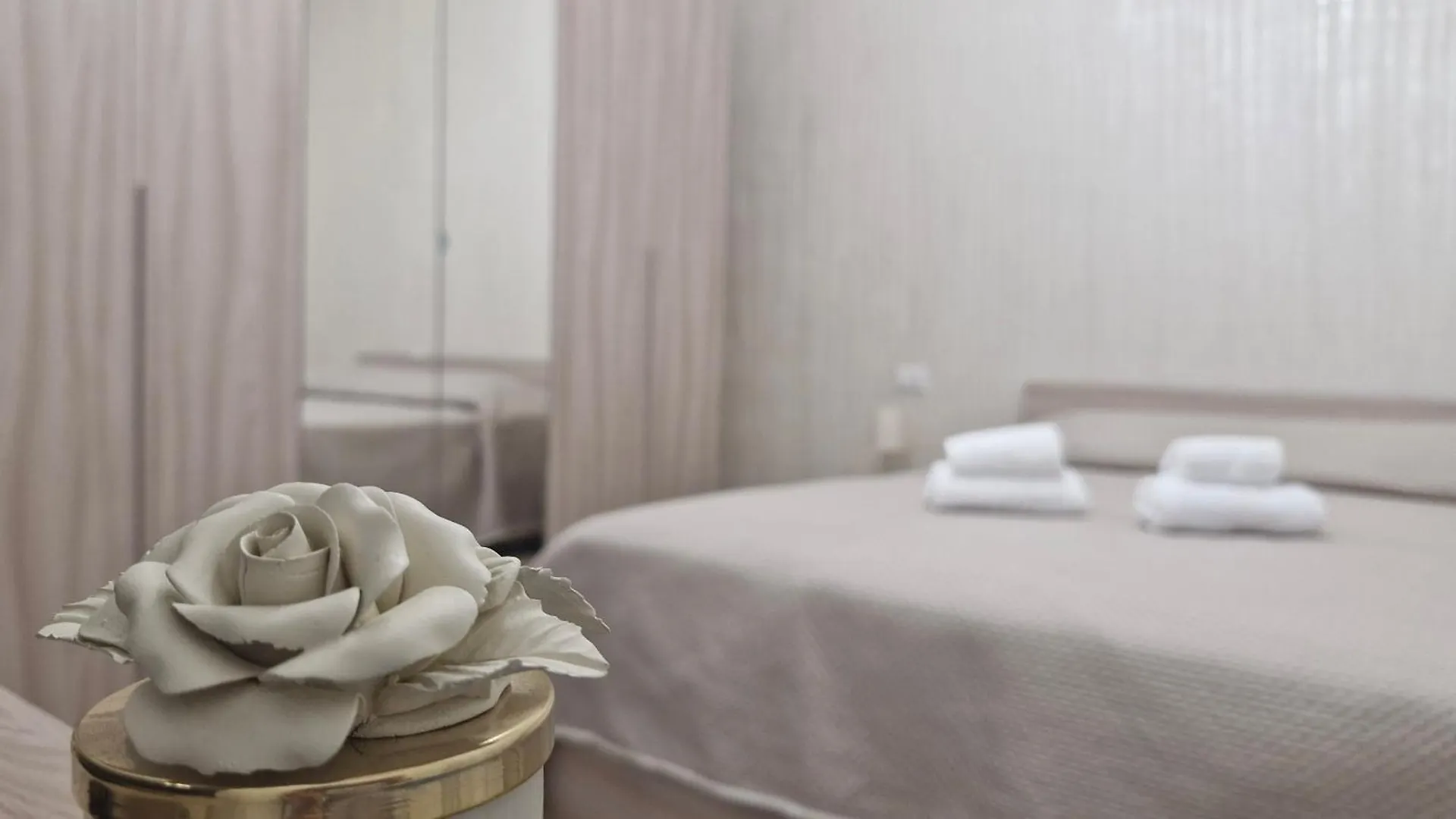 Casa Vacanze Sul Corso Giarre 0*,  Italy